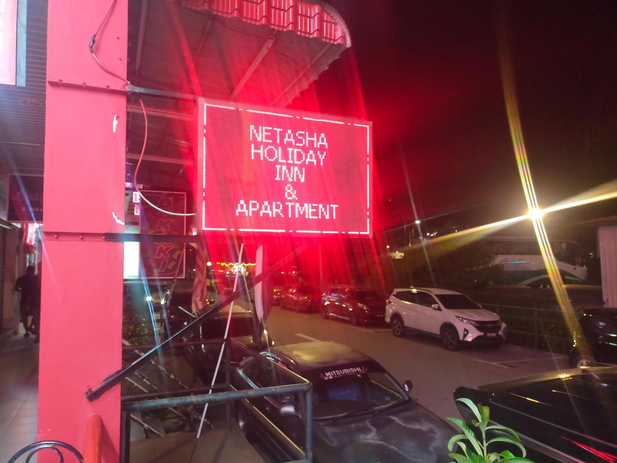 Netasha Holiday Inn Tanah Rata Exteriör bild