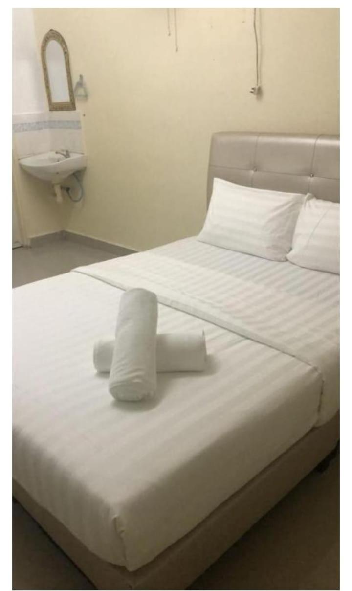 Netasha Holiday Inn Tanah Rata Exteriör bild